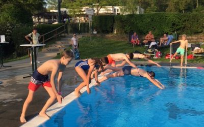“Anschwimmen” im Rochusclub